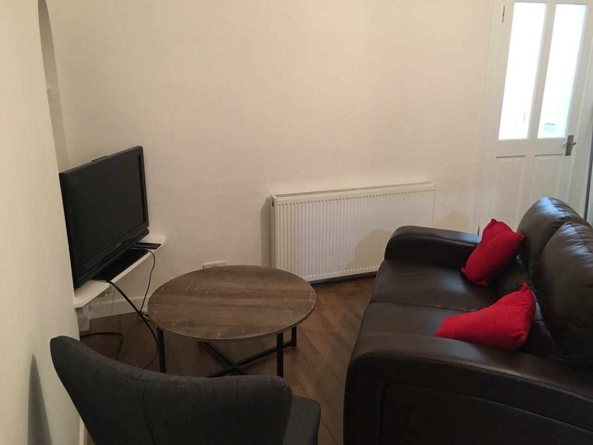 Dazzling And Elegant Flat In Aberdeen City Centre Apartment Bagian luar foto
